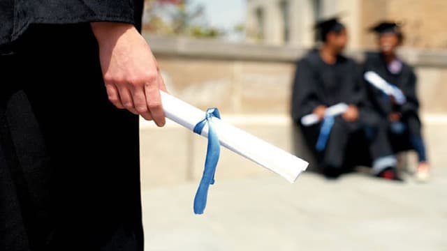 بورس دانشجویان مستعد و ممتاز فعال شد