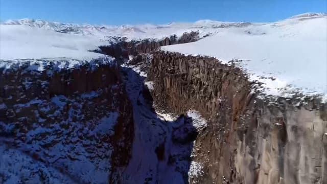 پخش مستندی جدید به نام «سرزمین مرز» + فیلم