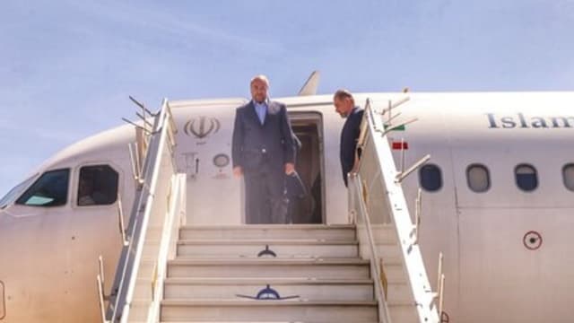 رئیس مجلس وارد جاکارتا شد