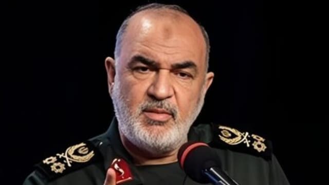 روابط عمومی‌ها در خط مقدم جهاد تبیین هستند