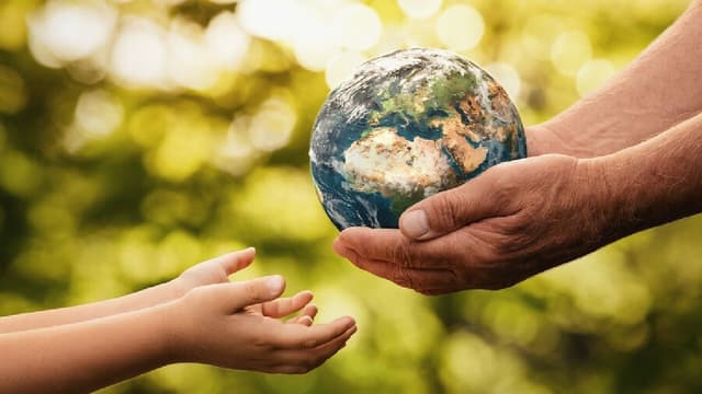 زمین تا چه زمانی قابل سکونت خواهد بود؟