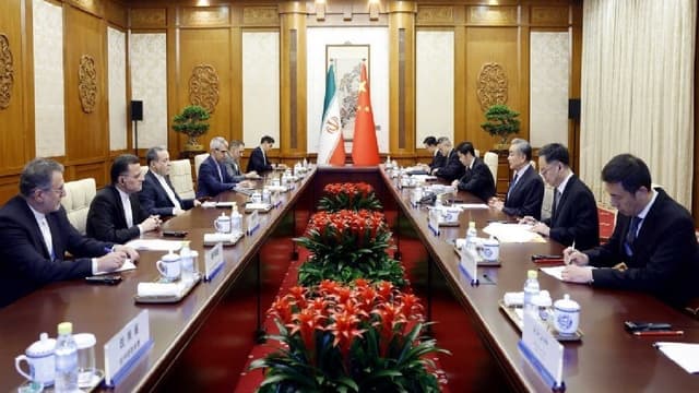 جزئیات دیدار عراقچی با وزیر امور خارجه چین